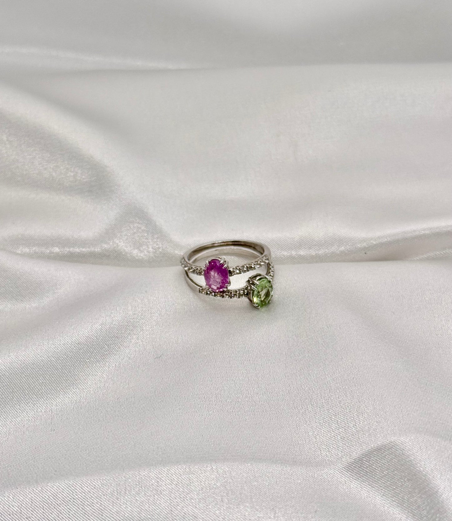 AUR Pink Sapphire Ring - Signature Sparkle Band